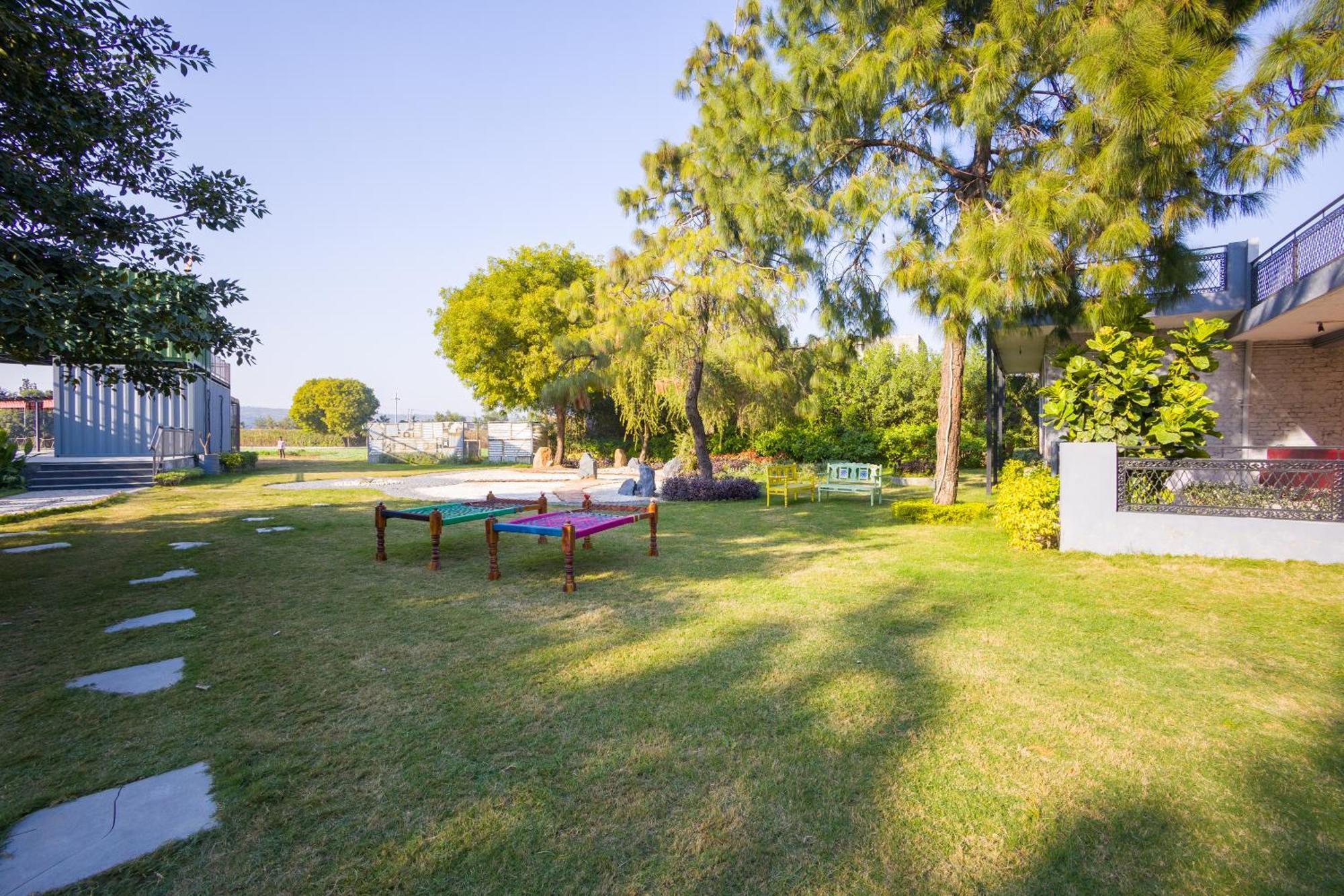 Elivaas Hidden Oasis 4Bhk With Pool, Mud House & Container House Villa Dhauj Ngoại thất bức ảnh