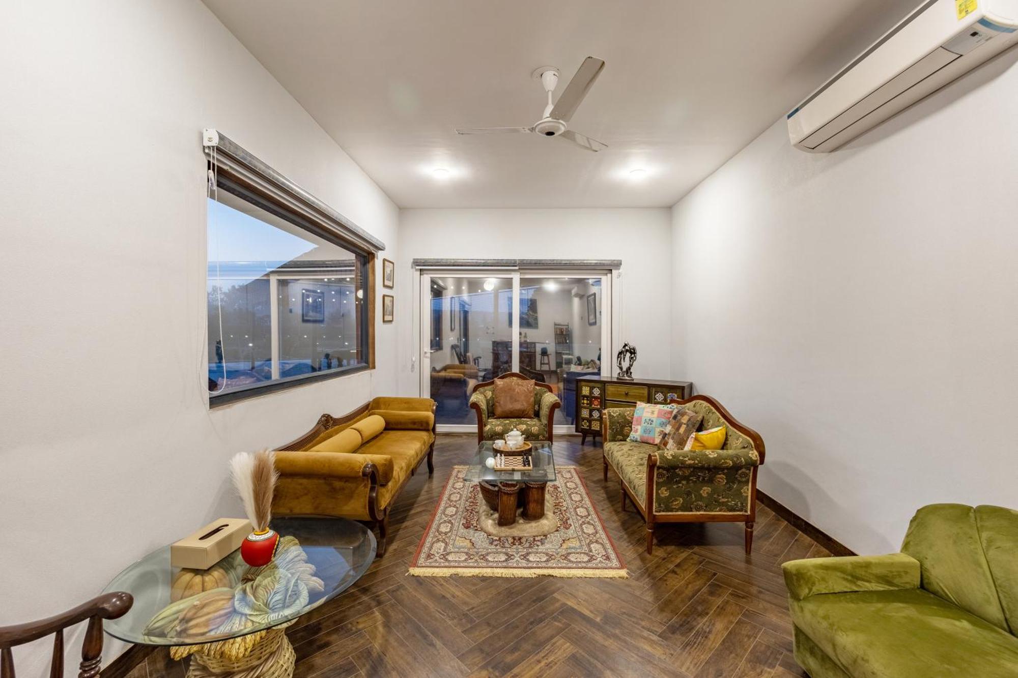 Elivaas Hidden Oasis 4Bhk With Pool, Mud House & Container House Villa Dhauj Ngoại thất bức ảnh