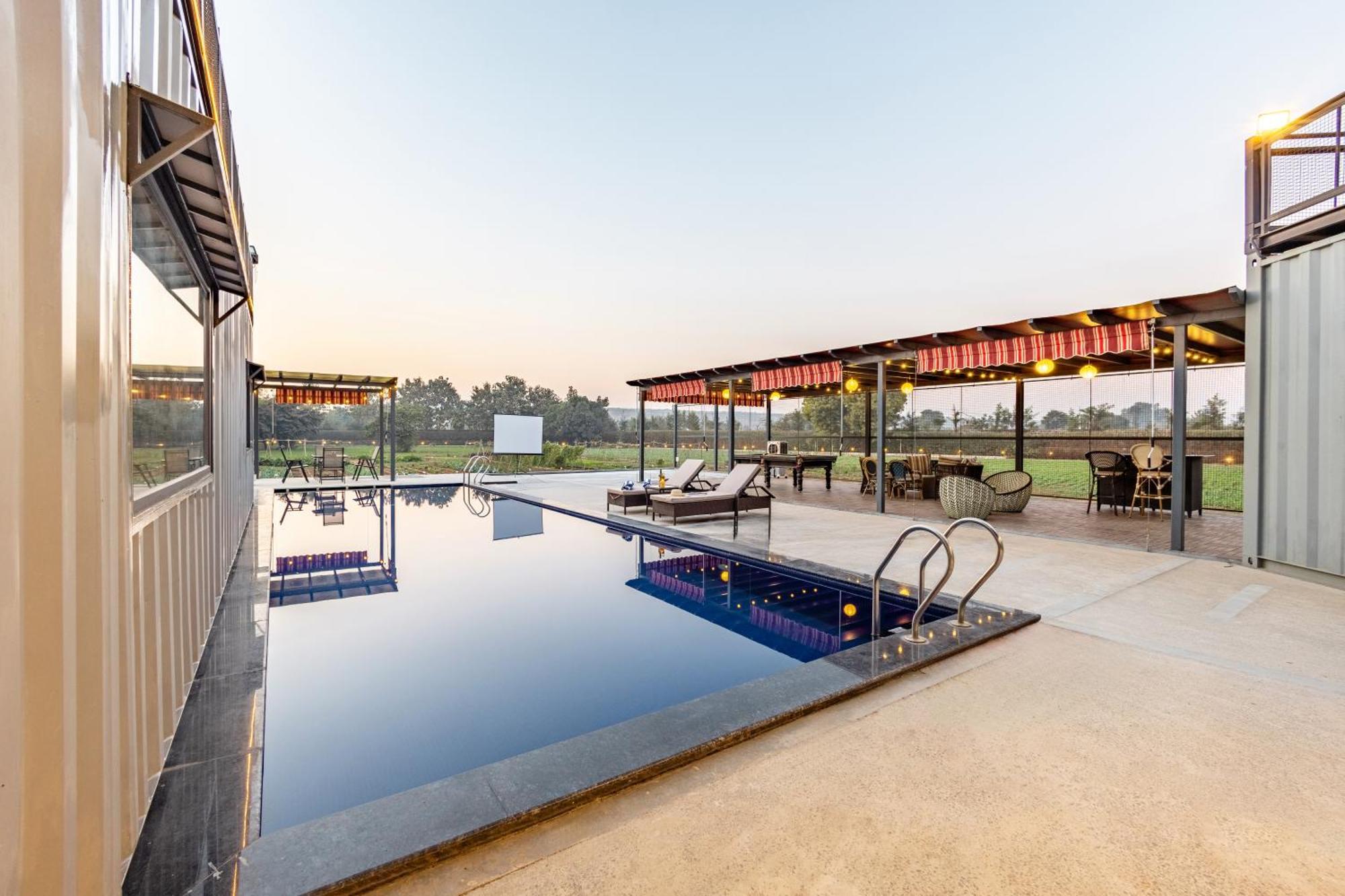 Elivaas Hidden Oasis 4Bhk With Pool, Mud House & Container House Villa Dhauj Ngoại thất bức ảnh