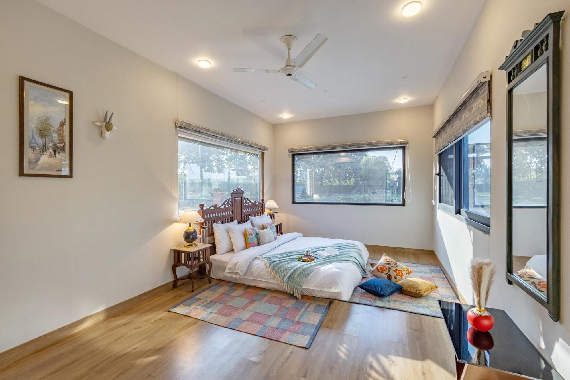 Elivaas Hidden Oasis 4Bhk With Pool, Mud House & Container House Villa Dhauj Ngoại thất bức ảnh