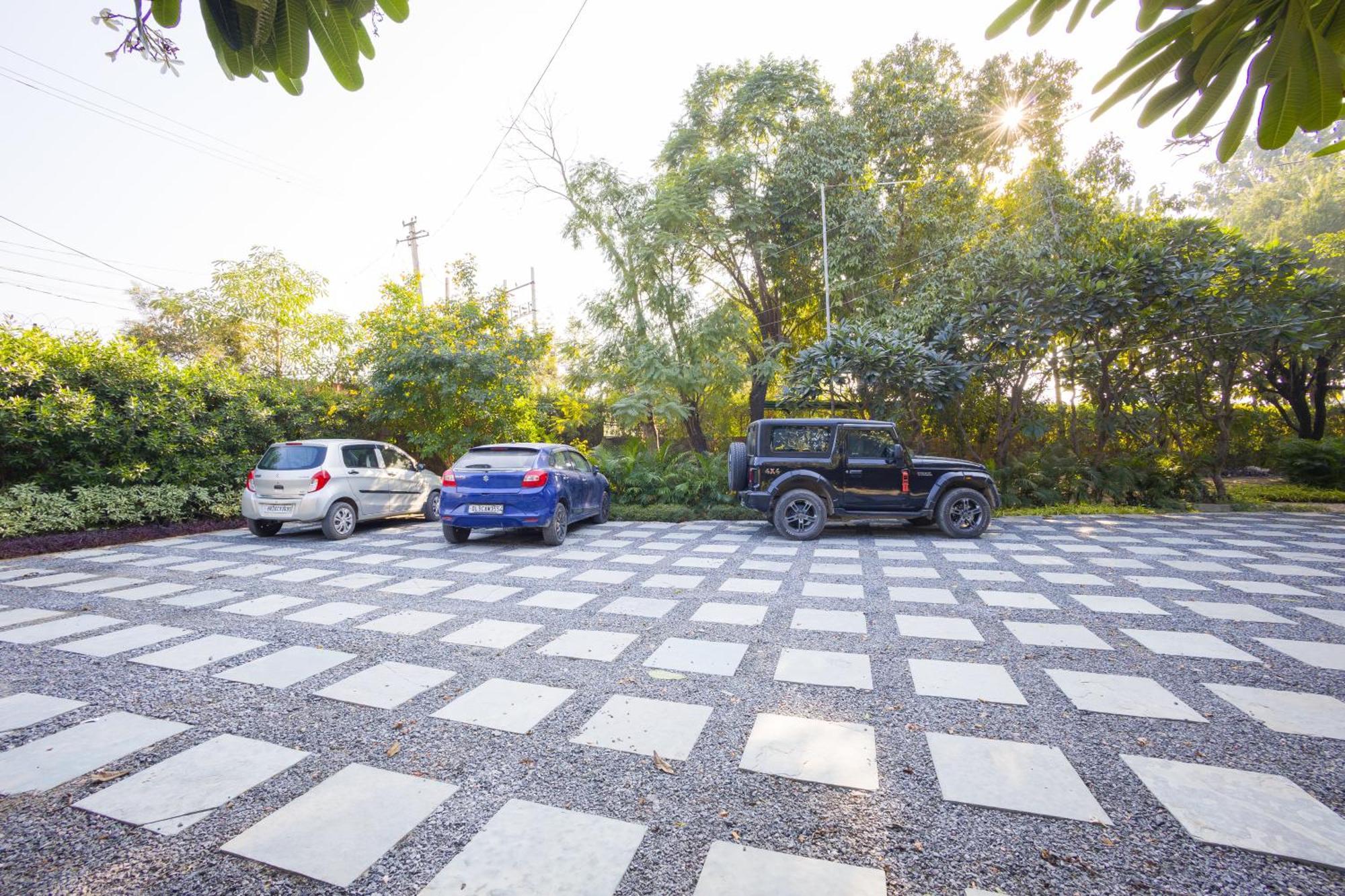 Elivaas Hidden Oasis 4Bhk With Pool, Mud House & Container House Villa Dhauj Ngoại thất bức ảnh